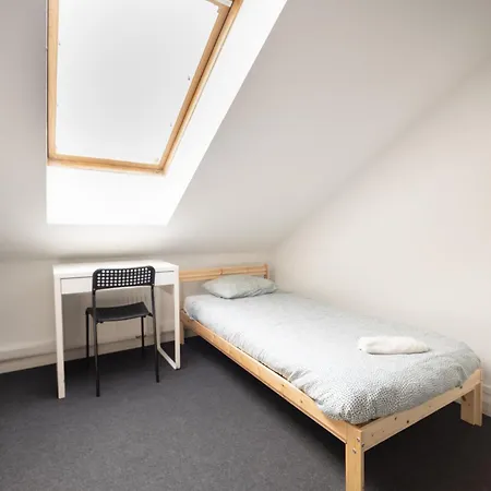 Goldenlion Apartment